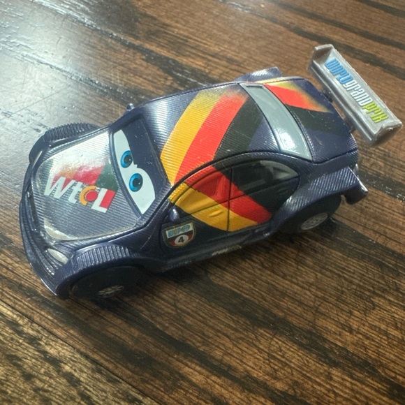 Disney PIXAR Cars MOVIE Max Schnell DIECAST CAR - Picture 4 of 8